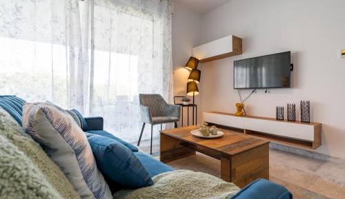 Apartment with Balcony