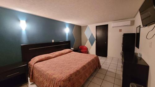 Room #1097756003