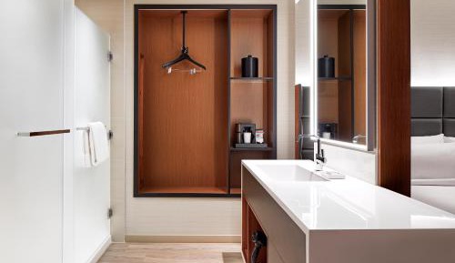 Deluxe Guest room, 1 King