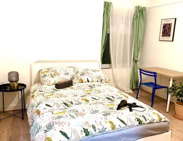 Double Room with Shared Bathroom