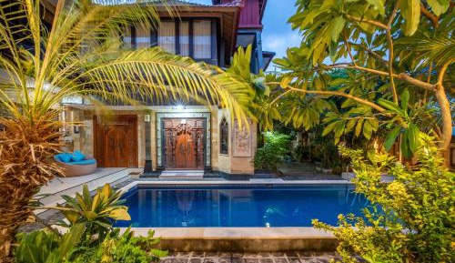 Deluxe Room with Pool Access