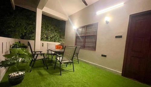 King Room with Garden View