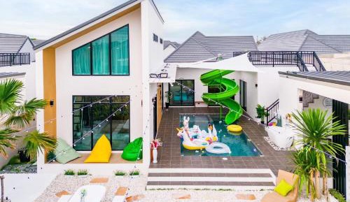 Villa with Private Pool