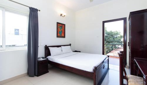 Queen Room with Balcony