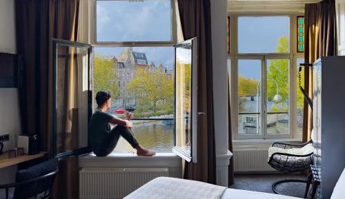 Deluxe Double Room with Canal View