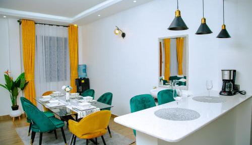 Three-Bedroom Apartment with Balcony