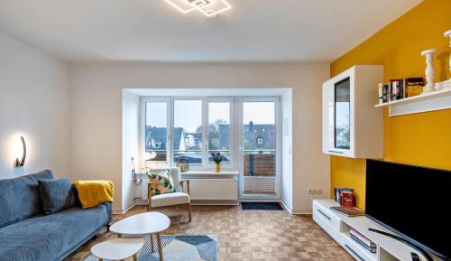 Superior One-Bedroom Apartment with Balcony