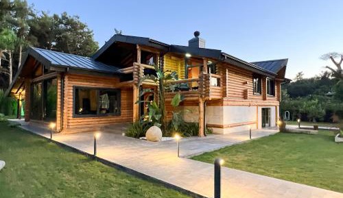 Deluxe Villa