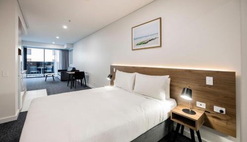Deluxe Studio Apartment