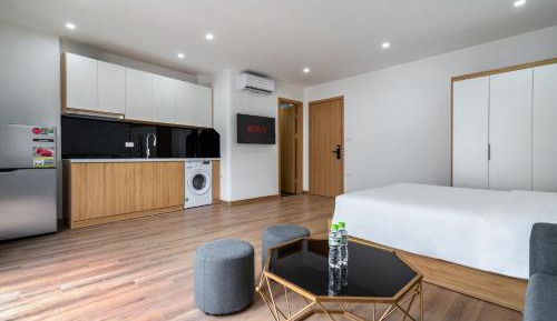 Studio with Balcony