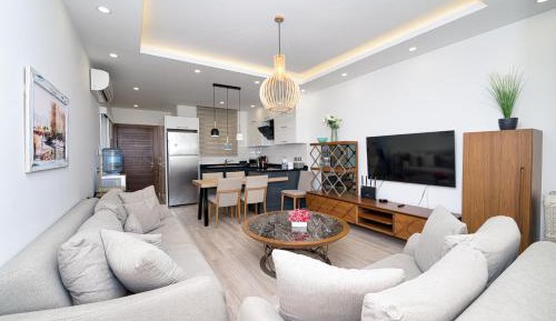Suite with Garden View