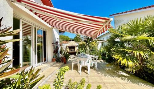 Villa - Beach Front