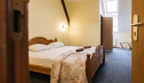 Economy Double Room M4 in Manor Building