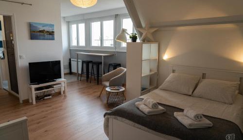 Studio Apartment