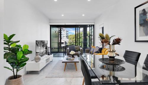 One-Bedroom Apartment