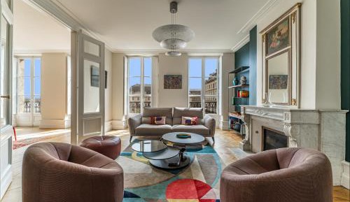 Deluxe Apartment