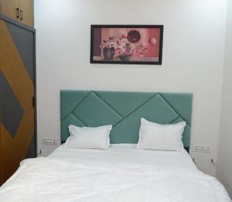 Deluxe Double Room with Bath