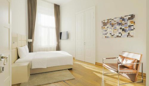 Twin Room with Extra Bed