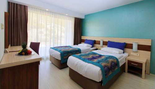 Junior Suite with Mountain View