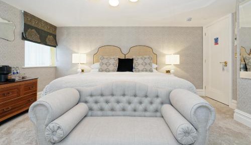 Superior Queen Room