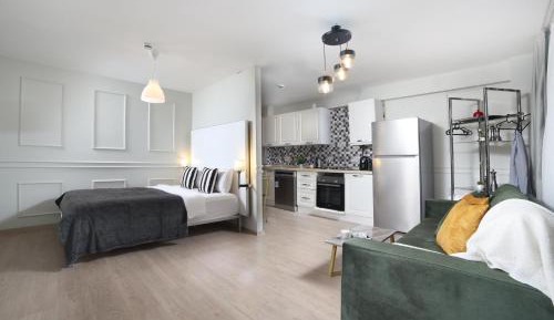 Studio Apartment