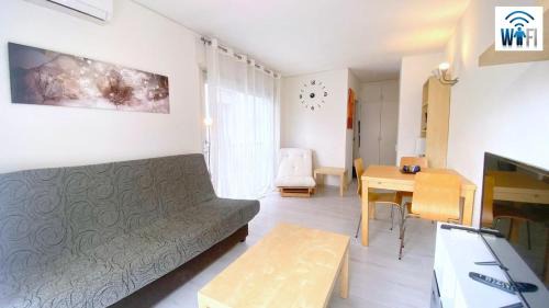 Studio with Terrace