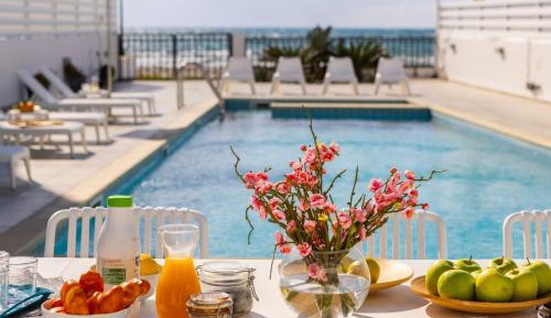 Villa - Beach Front