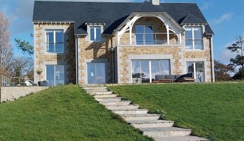 Villa with Sea View