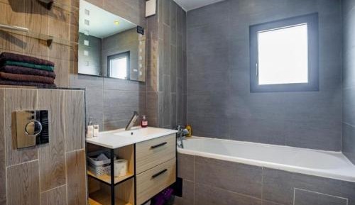 One-Bedroom Villa