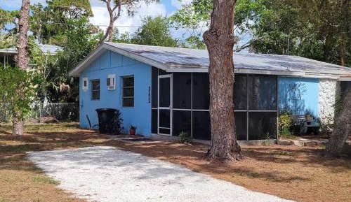 One-Bedroom House