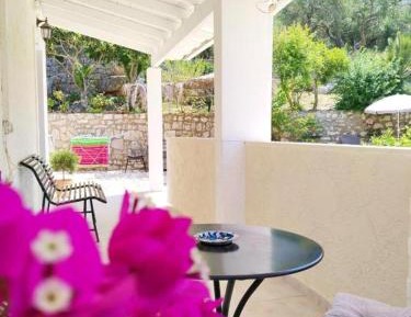 Double or Twin Room with Terrace