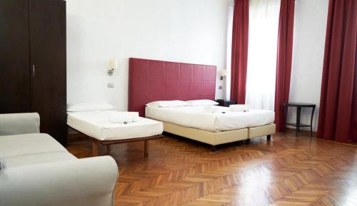 Deluxe Quadruple Room