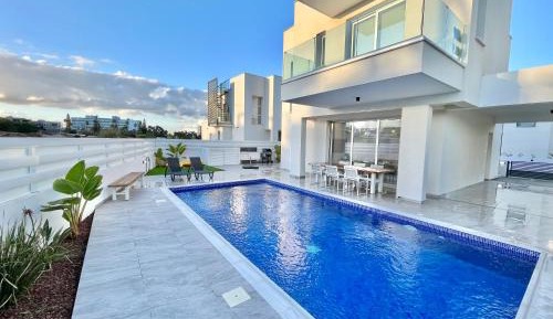 Villa with Private Pool