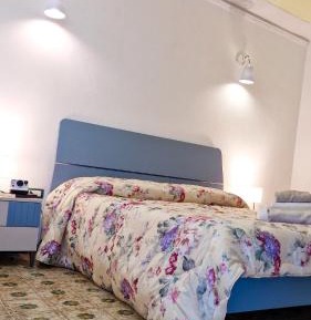 Double Room with Shared Bathroom