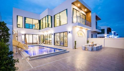 Villa with Private Pool