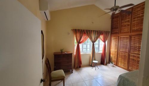 Queen Room with Garden View