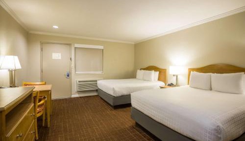 Double Room with Two Double Beds - Non-Smoking
