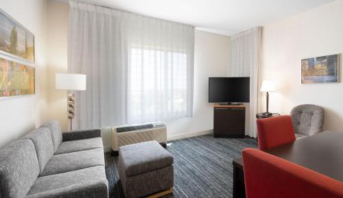 Two-Bedroom Suite