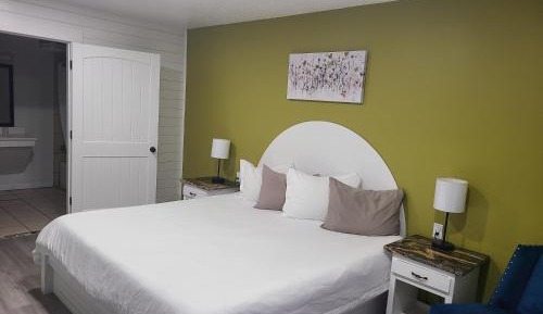 Queen Room - Disability Access