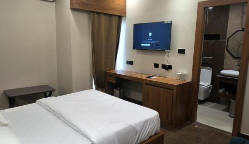 Superior King Room