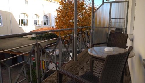 Apartment with 2 bedrooms with balcony / courtyard view