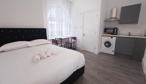 Studio Apartment