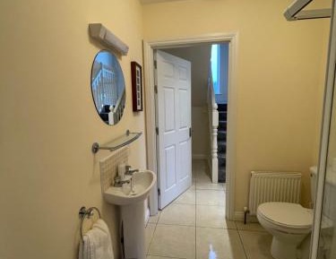 Double Room with Private Bathroom