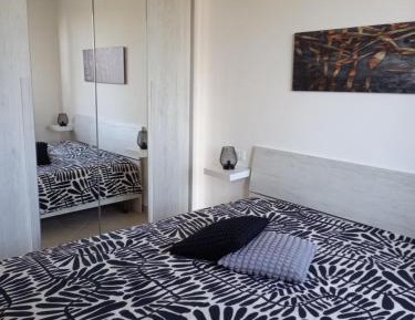 One-Bedroom Apartment with Garden View