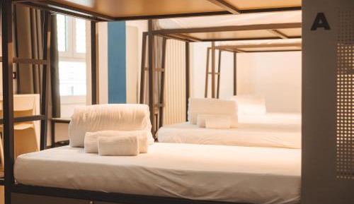Bed in 6-Bed Mixed Dormitory Room