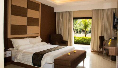 King Room with Garden View