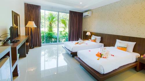 Superior Twin Room with Garden View