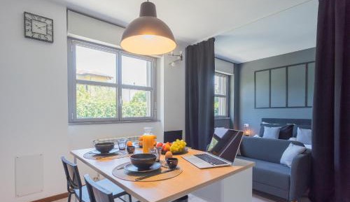 Studio Apartment