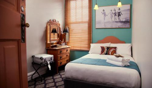 Double Room with Shared Bathroom