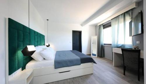 Deluxe Double or Twin Room with Sea View